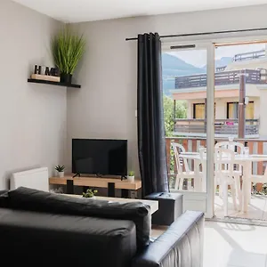 https://charmante-maison-contemporaine-idealement-situee.fr-provencehotel.com